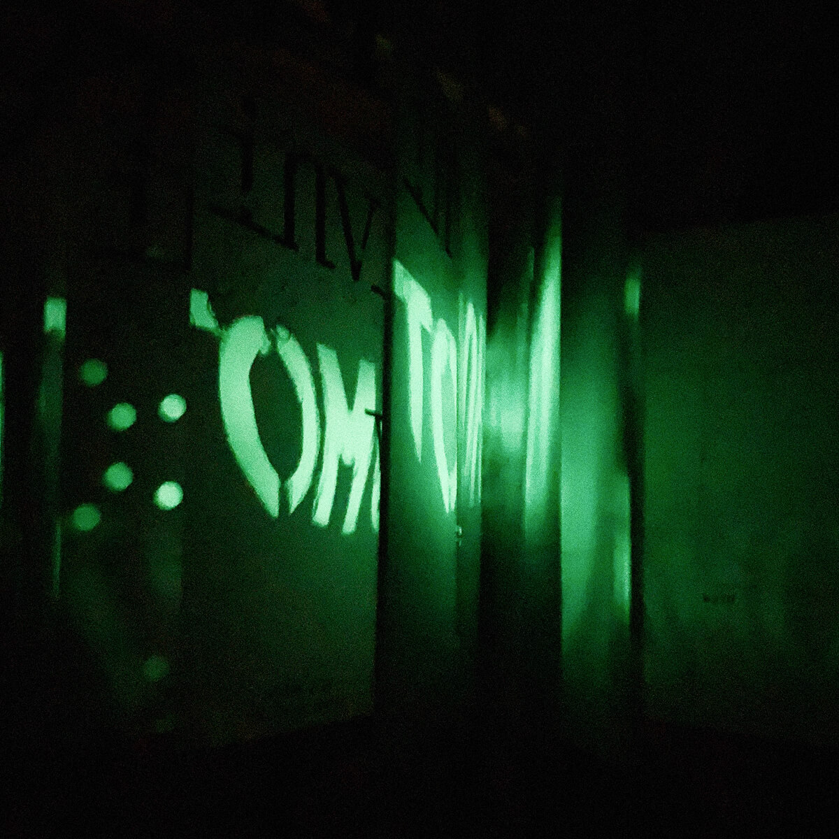 DWeb-branding-Tommorow-collateral-Nezhynska-glow1